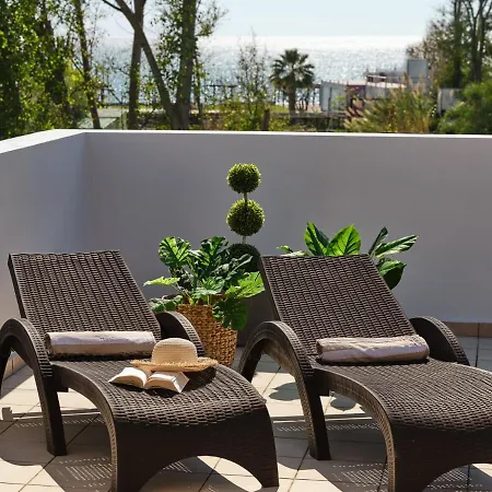 아파트호텔 Nemesis 라가나스