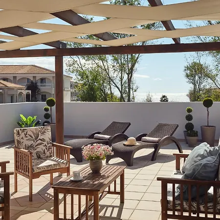 Lägenhetshotell Nemesis 4*