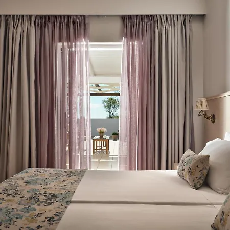 Nemesis Lägenhetshotell 4*