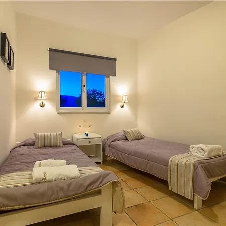 Apartahotel Nemesis 4*