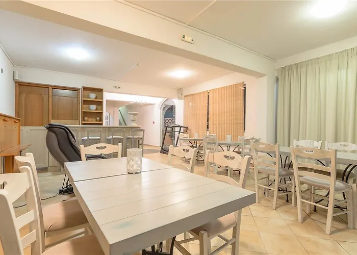 Nemesis Aparthotel Laganas