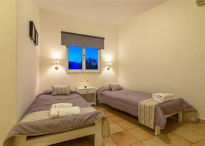 Aparthotel Nemesis 3*